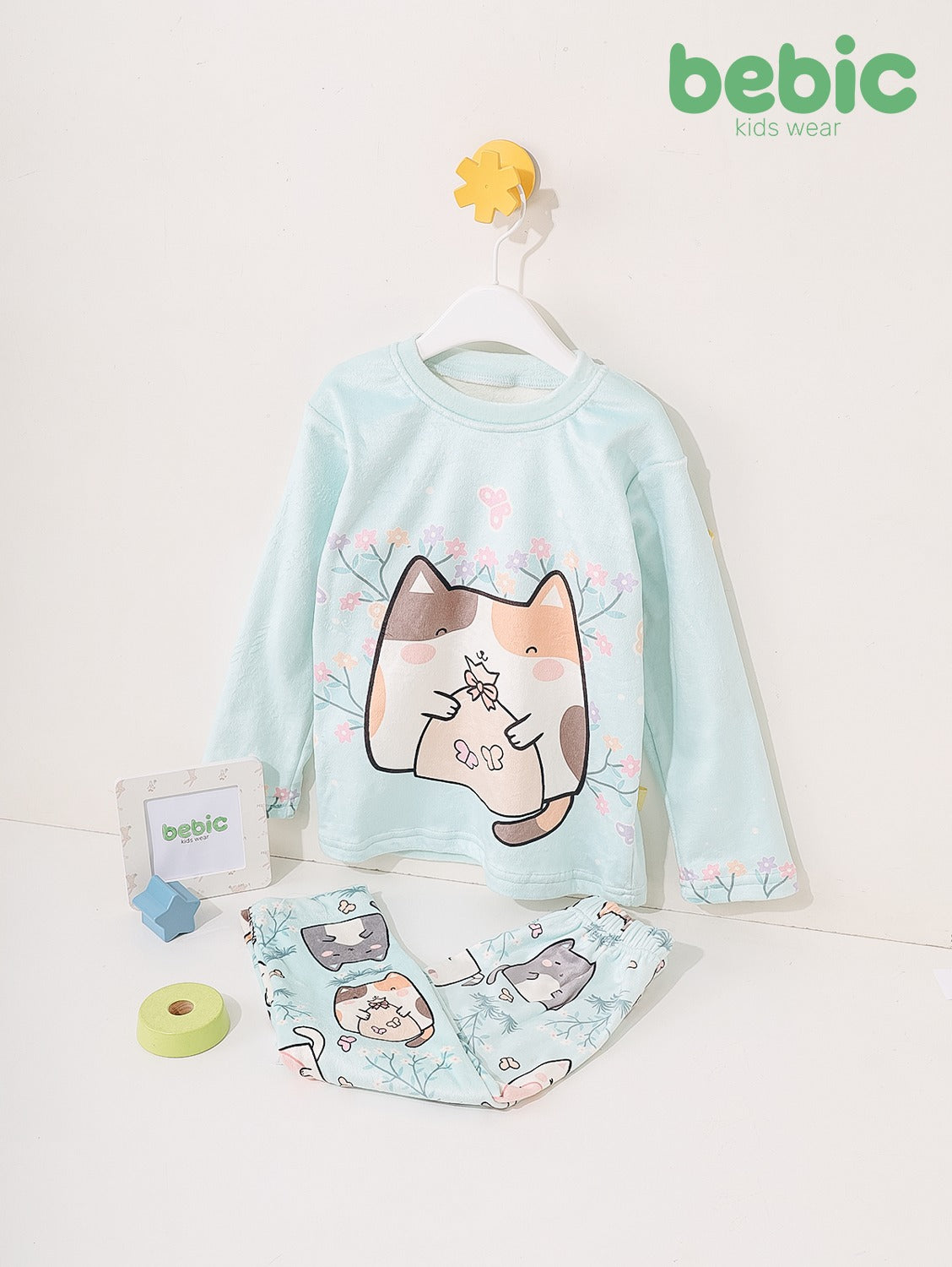 Floral Kitty Fleece Pajama Set